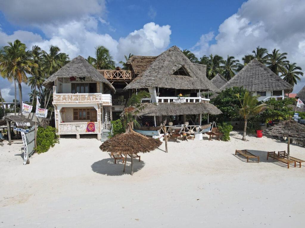 Sweet Beach Apartments Jambiani  Bagian luar foto